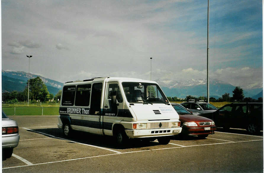 (085'934) - Brunner, Thun - BE 343'744 - Renault am 10. Juni 2006 in Thun-Lerchenfeld, Waldeck