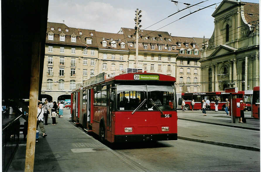 (086'233) - Bernmobil, Bern - Nr. 56 - FBW/Hess Gelenktrolleybus am 16. Juni 2006 beim Bahnhof Bern