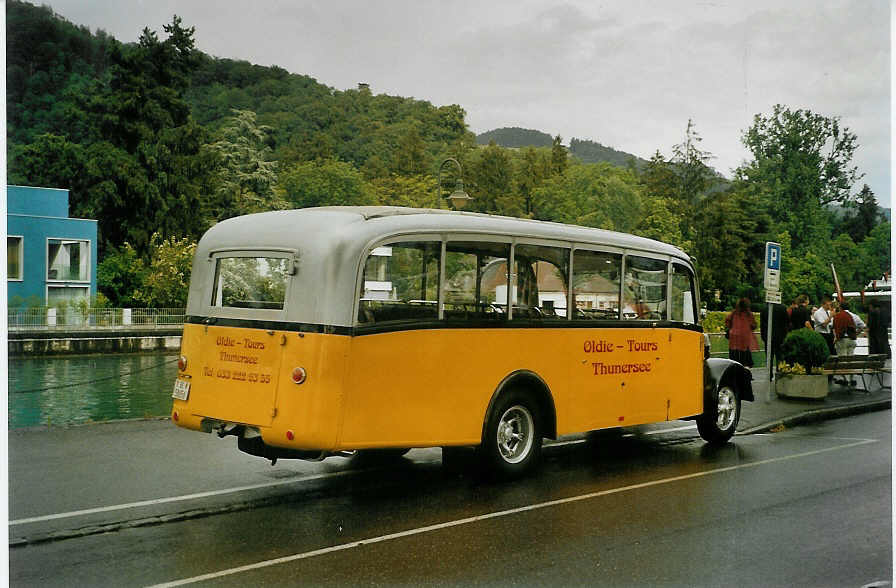 (086'404) - Reusser, Thun - BE 58'656 - Saurer/Hnni (ex Kontiki, Wettingen; ex Nussbaumer, Ganterschwil) am 17. Juni 2006 bei der Schifflndte Thun