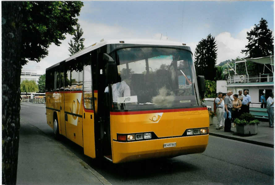 (086'816) - AVG Meiringen - Nr. 62/BE 407'862 - Neoplan (ex P 23'706) am 23. Juni 2006 bei der Schifflndte Thun