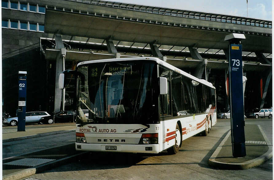 (087'616) - ARAG Ruswil - Nr. 17/LU 15'752 - Setra am 25. Juli 2006 beim Bahnhof Luzern