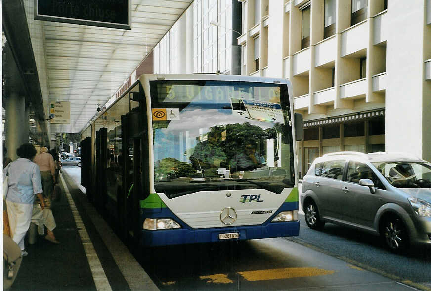 (088'603) - TPL Lugano - Nr. 25/TI 207'016 - Mercedes am 2. August 2006 in Lugano, Centro