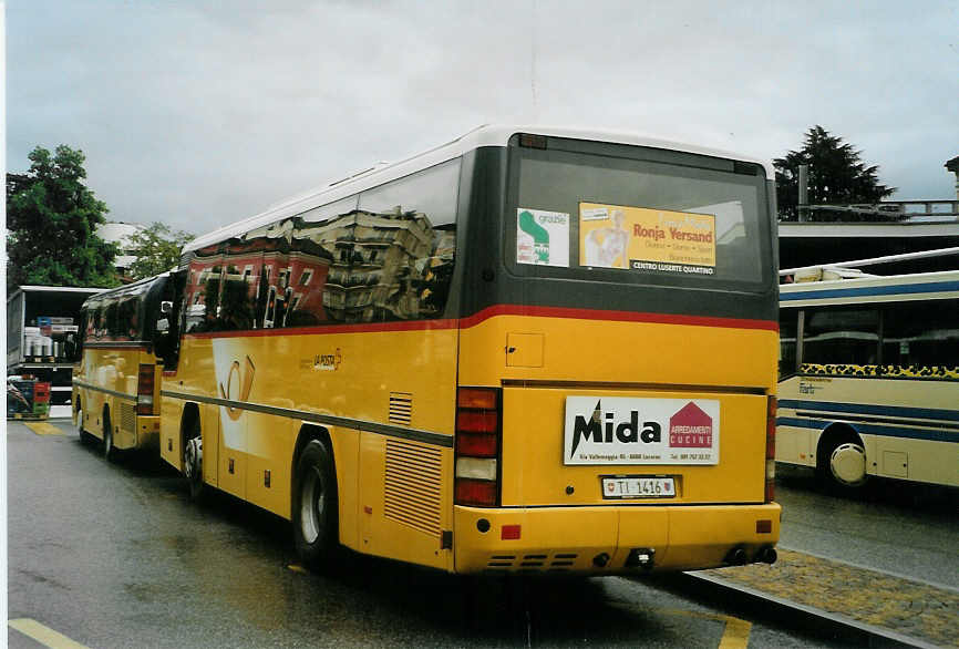 (088'703) - Starnini, Tenero - TI 1416 - Neoplan am 3. August 2006 beim Bahnhof Locarno