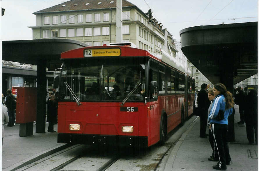 (088'932) - Bernmobil, Bern - Nr. 56 - FBW/Hess Gelenktrolleybus am 14. August 2006 beim Bahnhof Bern