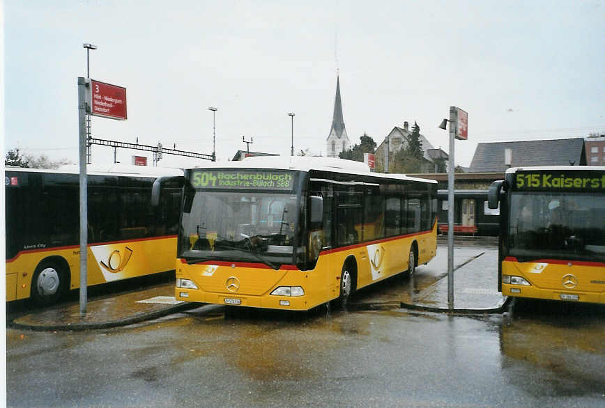 (090'616) - PostAuto Zrich - Nr. 6/ZH 578'936 - Mercedes am 11. November 2006 beim Bahnhof Blach