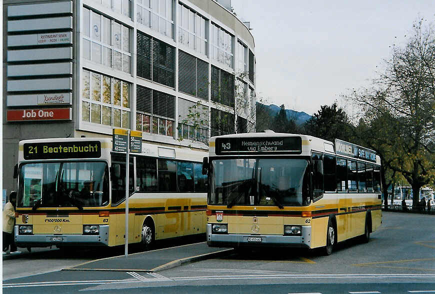 (090'815) - STI Thun - Nr. 62/BE 452'462 - Mercedes/R&J am 24. November 2006 beim Bahnhof Thun