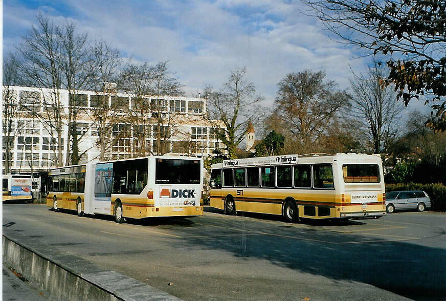 (091'007) - STI Thun - Nr. 110/BE 700'110 - Mercedes + Nr. 52/BE 396'552 - Saurer/R&J am 11. Dezember 2006 bei der Schifflndte Thun