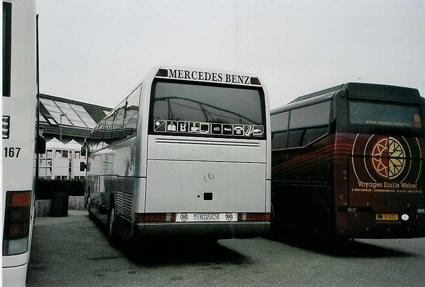 (091'128) - Aus Griechenland: INZ-5424 - Mercedes am 26. Dezember 2006 in Rust, Europapark