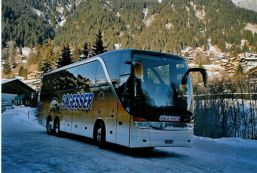 (091'132) - Sgesser, Wintersingen - Nr. 6/BL 6572 - Setra am 28. Dezember 2006 in Adelboden, ASB