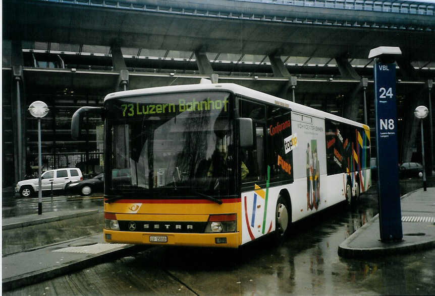 (091'303) - Bucheli, Kriens - Nr. 21/LU 15'010 - Setra am 1. Januar 2007 beim Bahnhof Luzern