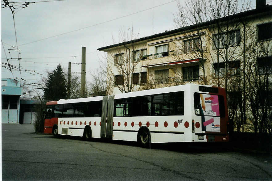 (092'032) - TPF Fribourg - Nr. 582/FR 300'423 - Volvo/Hess (ex TPF Fribourg Nr. 182) am 17. Februar 2007 in Fribourg, Garage