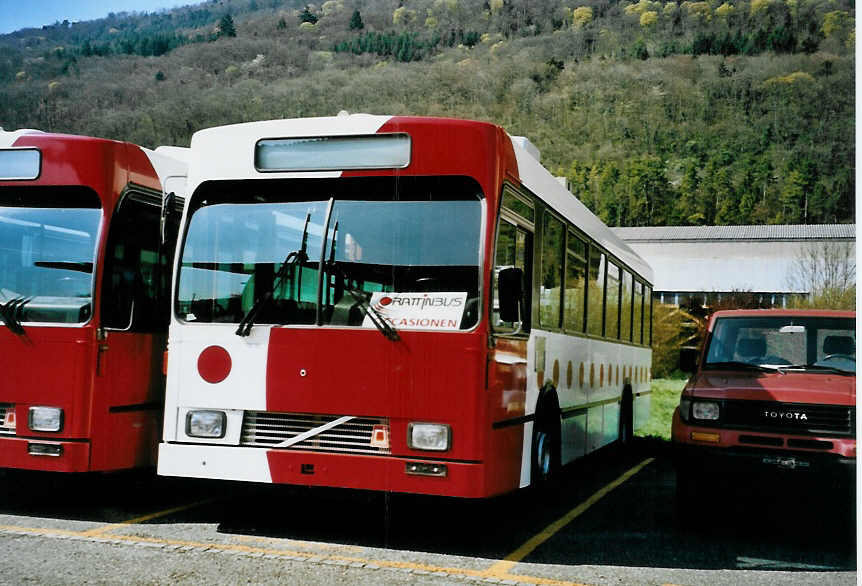 (093'809) - TPF Fribourg - Nr. 90 - Volvo/R&J (ex GFM Fribourg Nr. 90; ex SVB Bern Nr. 186) am 9. April 2007 in Biel, Rattinbus