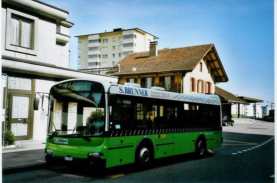 (093'829) - AAGR Rothenburg - Nr. 93/LU 15'613 - Iveco am 13. April 2007 beim Bahnhof Littau