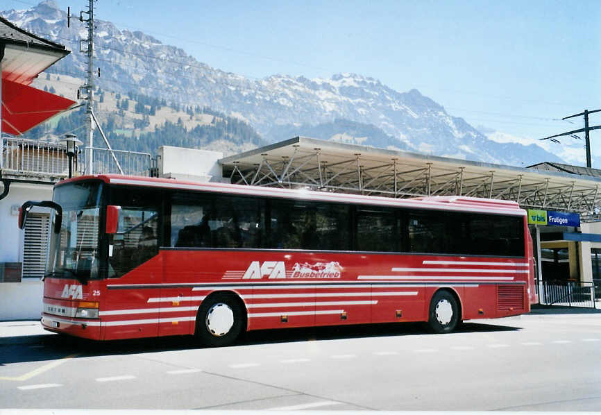 (094'106) - AFA Adelboden - Nr. 25/BE 26'702 - Setra (ex Nr. 12) am 15. April 2007 beim Bahnhof Frutigen