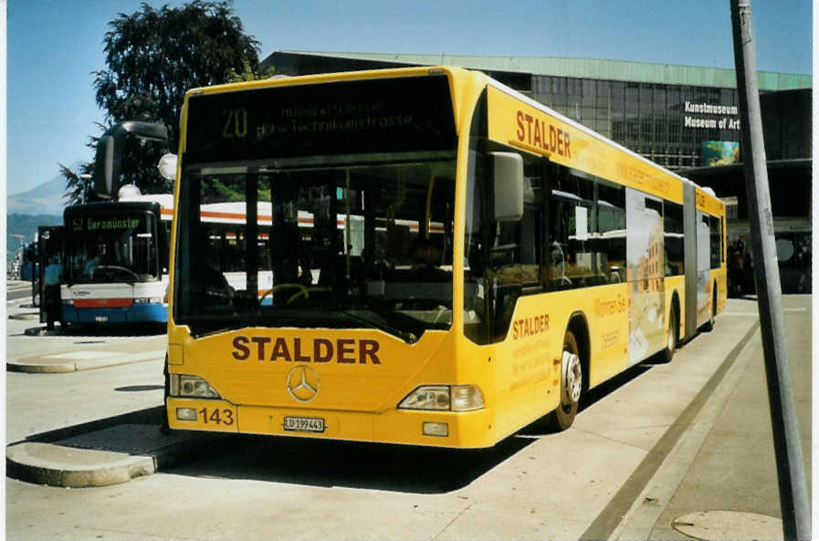 (096'220) - VBL Luzern - Nr. 143/LU 199'443 - Mercedes am 15. Juli 2007 beim Bahnhof Luzern