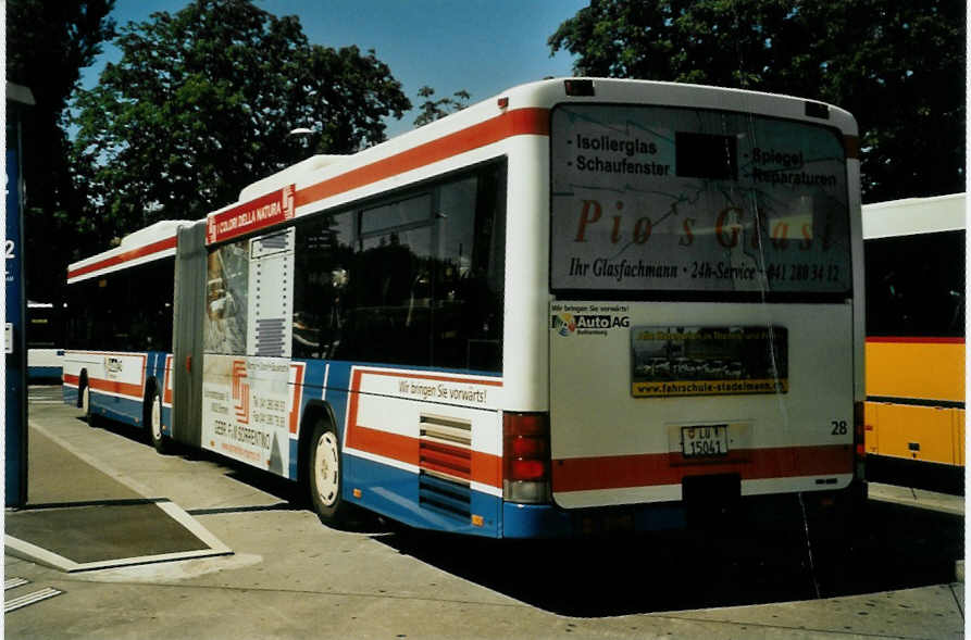 (096'232) - AAGR Rothenburg - Nr. 28/LU 15'041 - Scania/Hess am 15. Juli 2007 beim Bahnhof Luzern