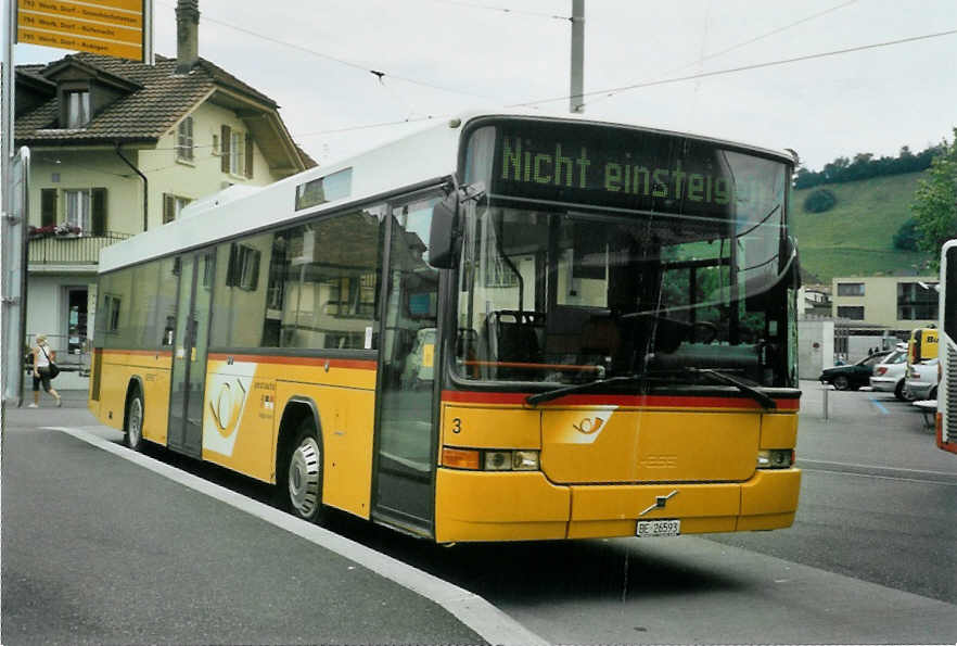 (096'309) - Gurtner, Worb - Nr. 3/BE 26'593 - Volvo/Hess am 17. Juli 2007 beim Bahnhof Worb Dorf