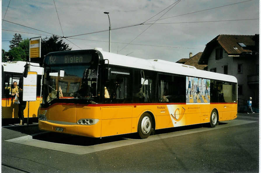 (096'327) - Gurtner, Worb - Nr. 1/BE 26'591 - Solaris (ex Vorfhrfahrzeug) am 17. Juli 2007 beim Bahnhof Worb Dorf