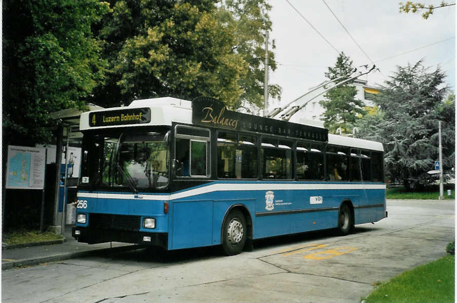 (096'816) - VBL Luzern - Nr. 256 - NAW/R&J-Hess Trolleybus am 23. Juli 2007 in Luzern, Hubelmatt