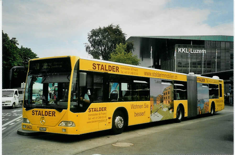 (096'820) - VBL Luzern - Nr. 143/LU 199'443 - Mercedes am 23. Juli 2007 beim Bahnhof Luzern