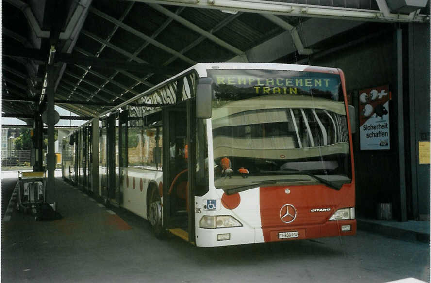 (097'131) - TPF Fribourg - Nr. 585/FR 300'402 - Mercedes am 12. August 2007 in Bern, Postautostation