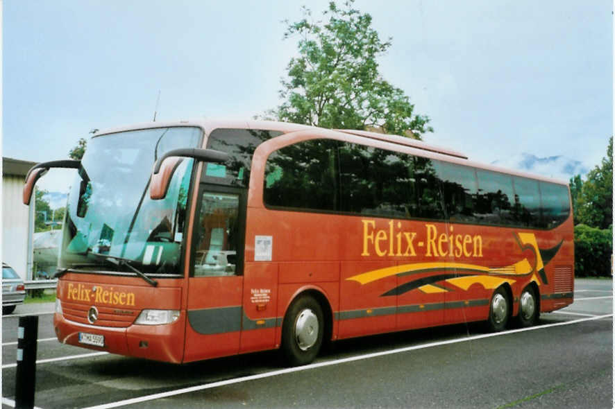 (097'530) - Aus Deutschland: Felix-Reisen, Kln - Nr. 9-K-MA 5590 - Mercedes am 21. August 2007 in Thun, Seestrasse