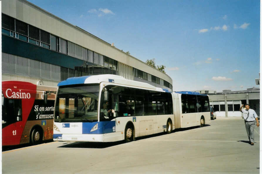 (097'602) - TL Lausanne - Nr. 564/VD 545'150 - Van Hool am 24. August 2007 in Bern, Postautostation