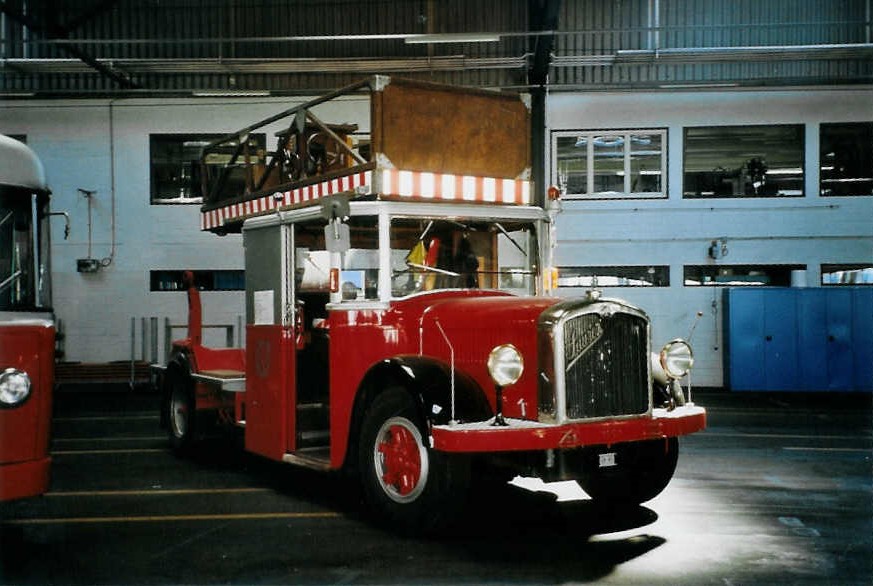 (098'602) - Aus dem Archiv: WV Winterthur - Saurer/Saurer (ex Bus Nr. 2) am 15. September 2007 in Winterthur, Depot Grzefeld