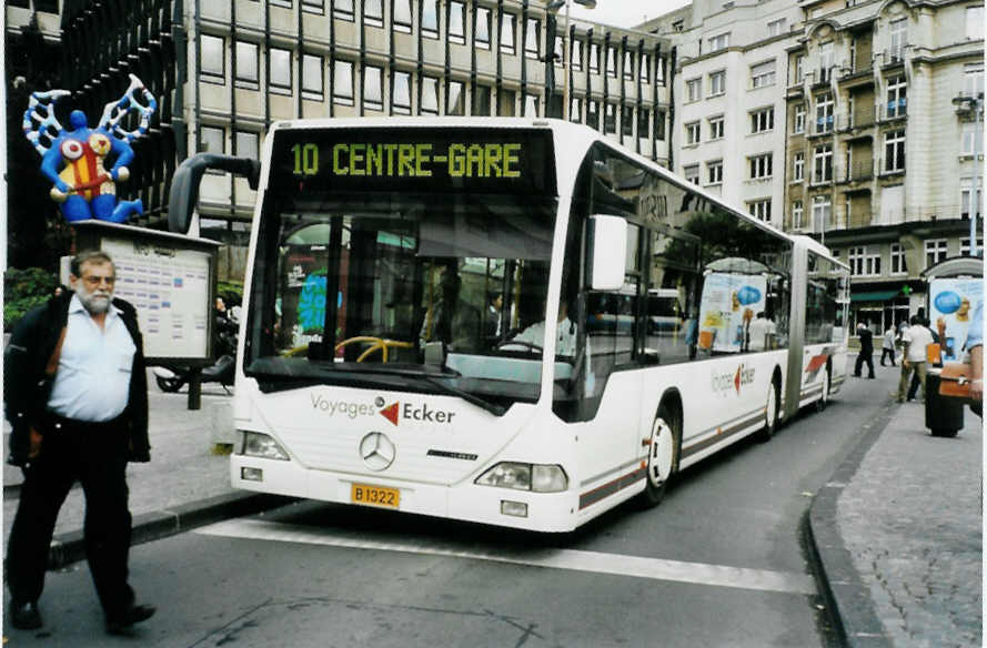 (098'912) - Ecker, Steinsel - B 1322 - Mercedes am 24. September 2007 in Luxembourg, Place Hamilius