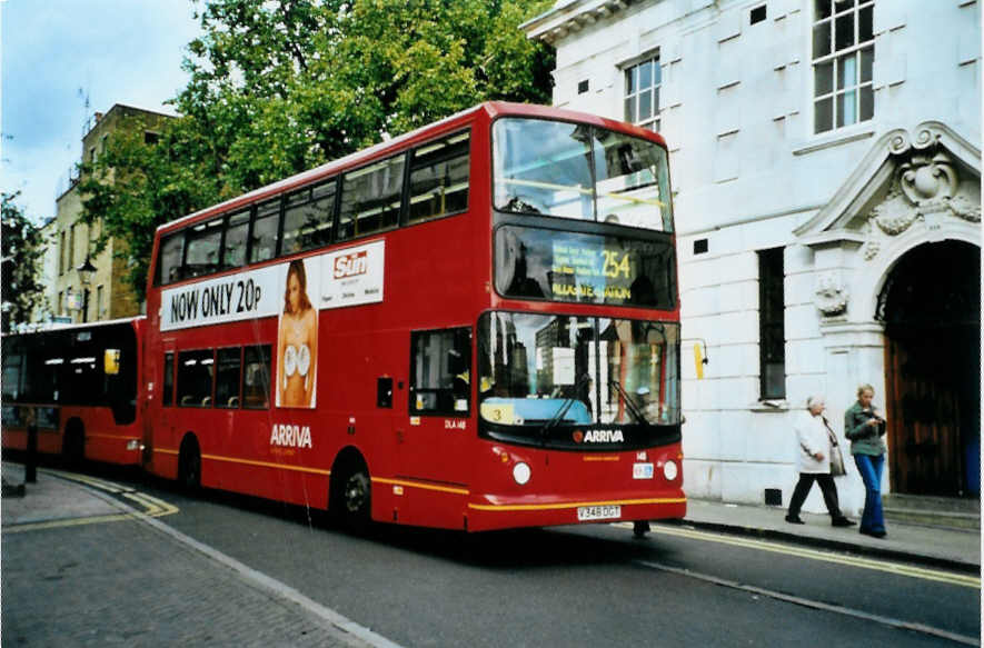 (099'133) - ARRIVA - Nr. DLA 148/V 348 DGT - DAF am 25. September 2007 in London, Hackney