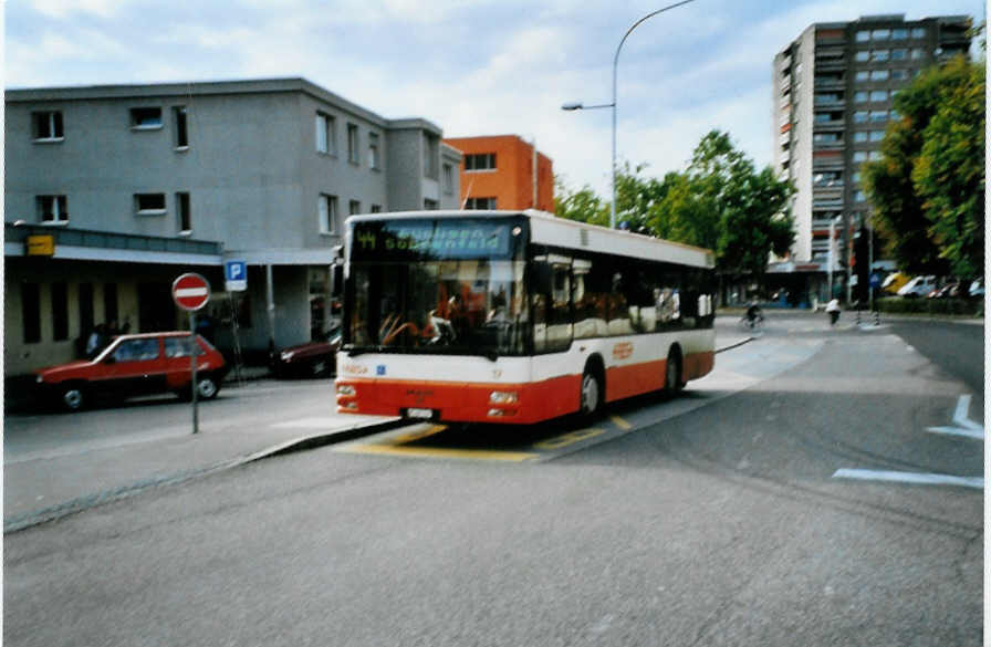 (099'514) - RBS Worblaufen - Nr. 17/BE 467'417 - MAN am 30. September 2007 in Ostermundigen, Wegmhlegssli