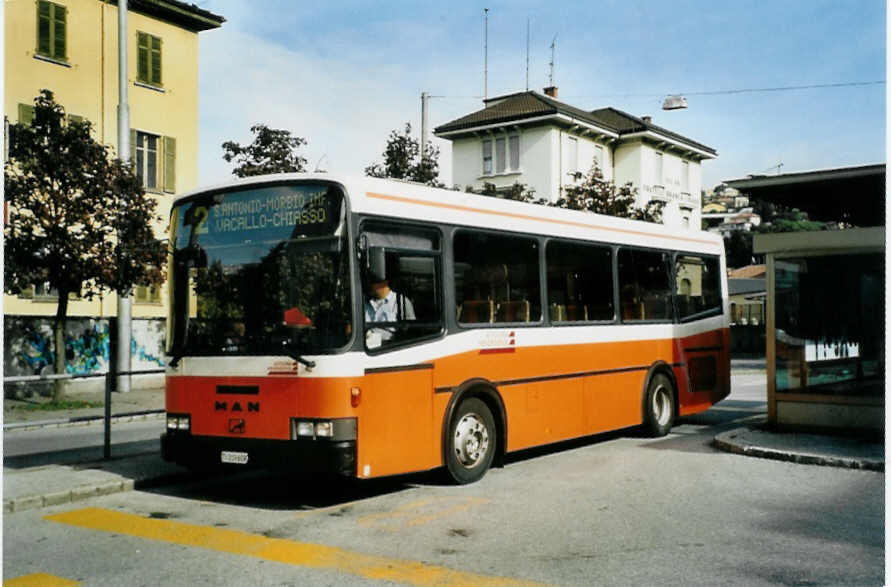 (100'004) - AMSA Chiasso - Nr. 9/TI 219'609 - MAN/Lauber (ex Berger, Rthenbach) am 4. Oktober 2007 in Chiasso, Confine