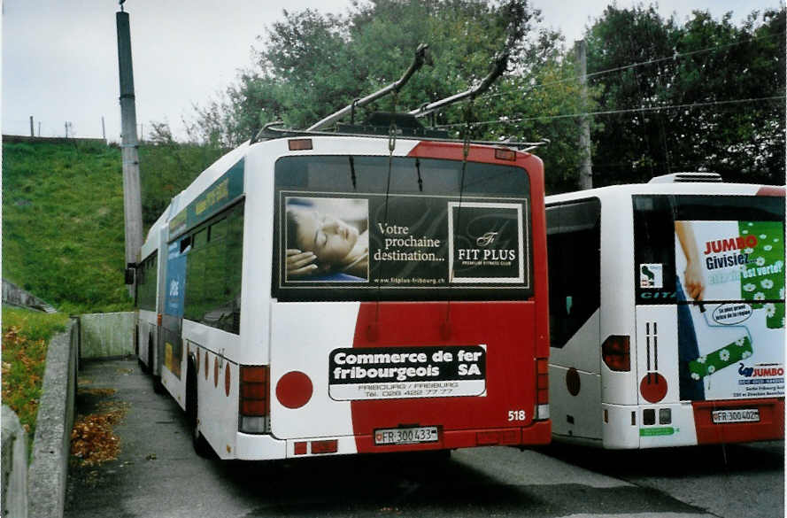 (100'617) - TPF Fribourg - Nr. 518/FR 300'433 - MAN/Hess Gelenkduobus am 27. Oktober 2007 in Fribourg, Garage