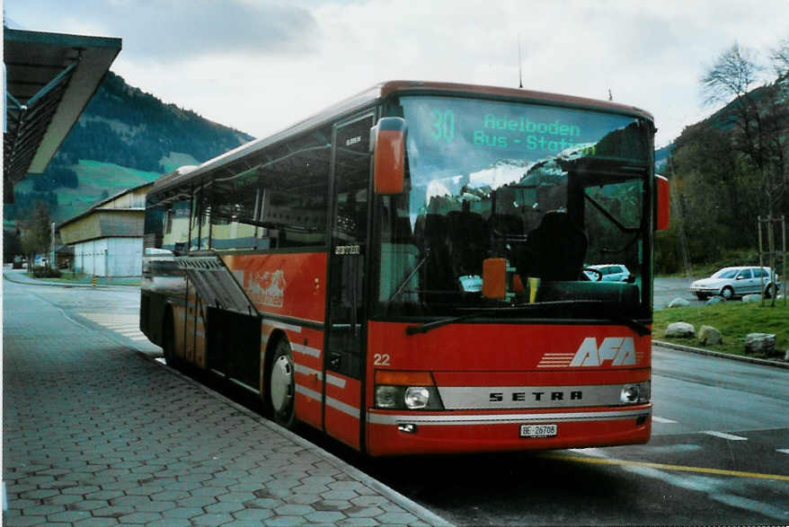 (101'528) - AFA Adelboden - Nr. 22/BE 26'708 - Setra (ex Nr. 8) am 2. Dezember 2007 beim Bahnhof Frutigen