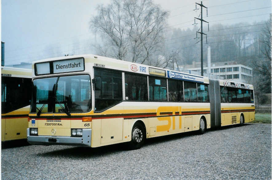 (102'231) - STI Thun - Nr. 65 - Mercedes am 23. Dezember 2007 in Kloten, EvoBus