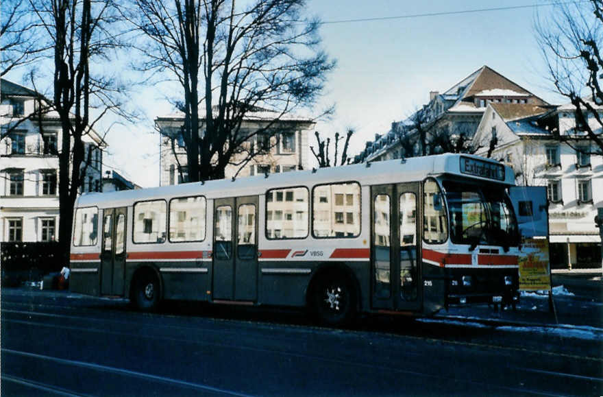 (102'505) - VBSG St. Gallen - Nr. 216/SG 141'216 - Saurer/Hess am 29. Dezember 2007 beim Bahnhof St. Gallen