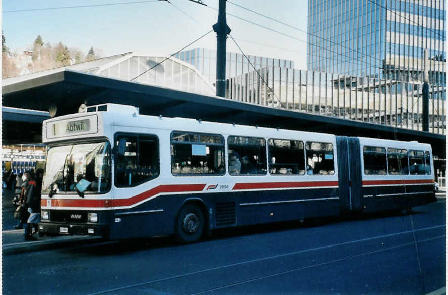 (102'523) - VBSG St. Gallen - Nr. 231/SG 198'231 - NAW/Hess am 29. Dezember 2007 beim Bahnhof St. Gallen