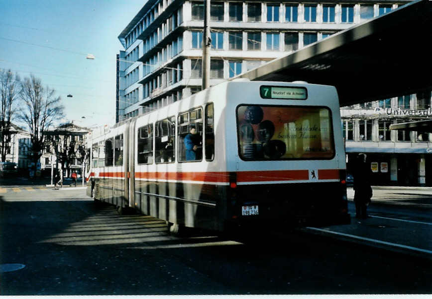 (102'528) - VBSG St. Gallen - Nr. 236/SG 198'236 - NAW/Hess am 29. Dezember 2007 beim Bahnhof St. Gallen