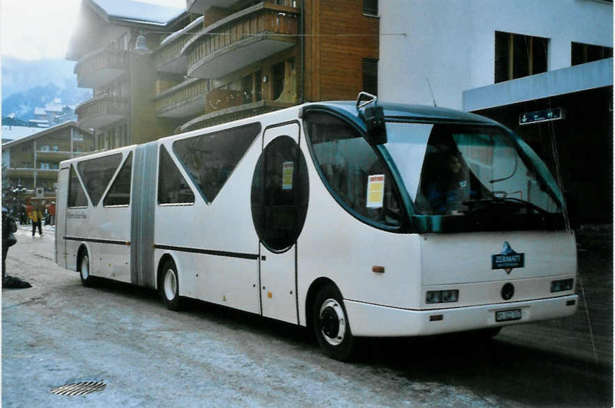 (102'727) - OBZ Zermatt - VS 322'707 - Vetter (ex Sturm, D-Daaden; ex Dekra-Akademie, D-Stuttgart) am 30. Dezember 2007 beim Bahnhof Zermatt