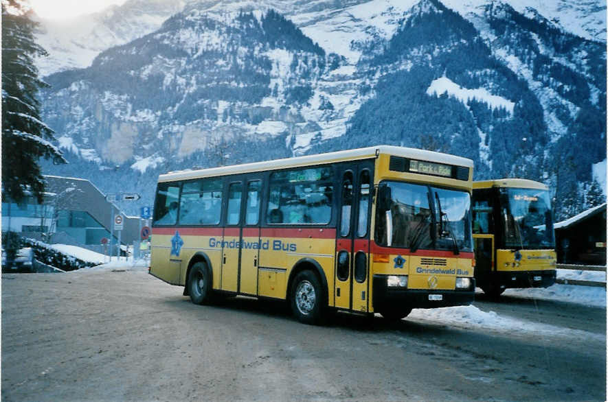 (102'812) - AVG Grindelwald - Nr. 25/BE 73'249 - Vetter am 2. Januar 2008 beim Bahnhof Grindelwald