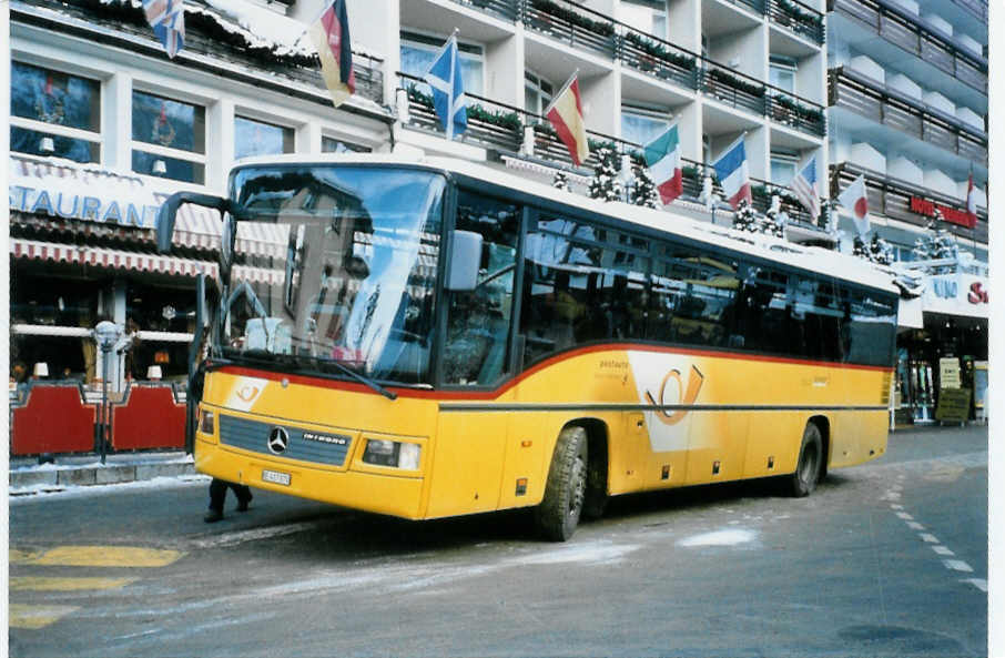 (102'908) - AVG Meiringen - Nr. 70/BE 417'870 - Mercedes am 2. Januar 2008 beim Bahnhof Grindelwald