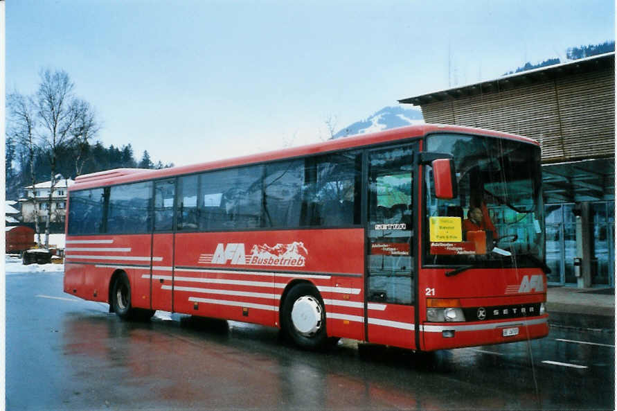 (103'018) - AFA Adelboden - Nr. 21/BE 26'707 - Setra (ex Nr. 7) am 6. Januar 2008 beim Bahnhof Frutigen