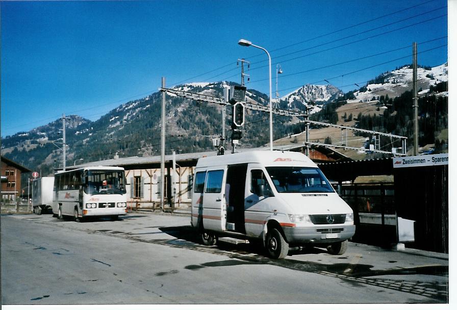 (103'702) - AZS Zweisimmen - Nr. 4/BE 634'482 - Mercedes am 21. Januar 2008 beim Bahnhof Zweisimmen