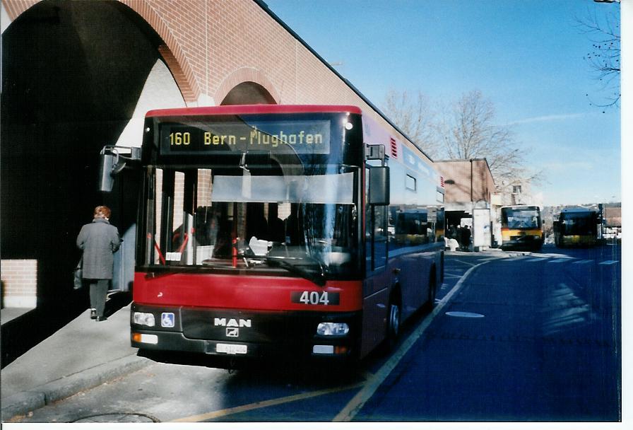 (103'722) - Bernmobil, Bern - Nr. 404/BE 612'404 - MAN/Gppel am 28. Januar 2008 beim Bahnhof Mnsingen