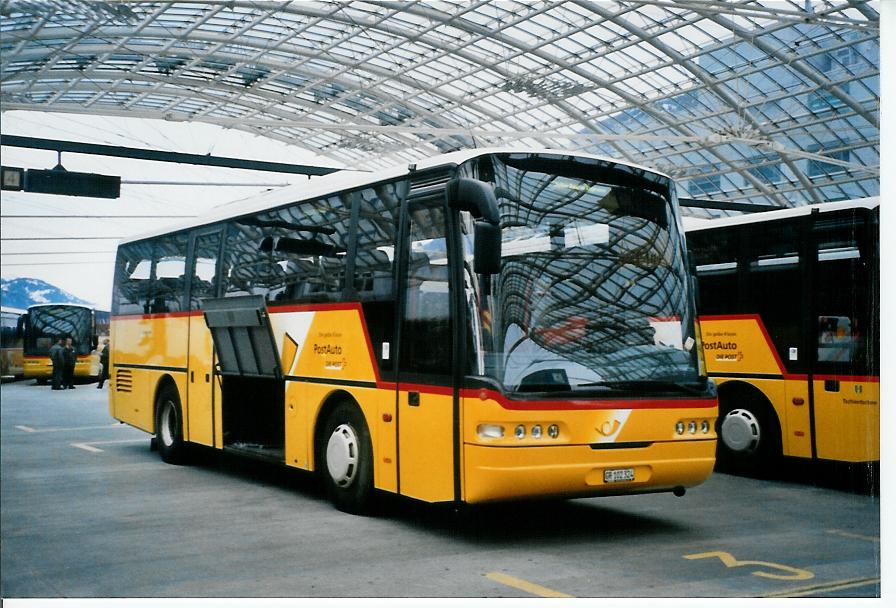 (103'904) - PostAuto Graubnden - GR 102'324 - Neoplan am 4. Februar 2008 in Chur, Postautostation