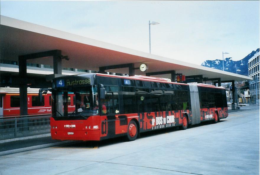 (103'914) - SBC Chur - Nr. 57/GR 155'857 - Neoplan am 4. Februar 2008 beim Bahnhof Chur