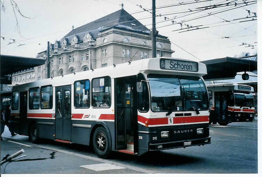 (104'013) - VBSG St. Gallen - Nr. 212/SG 141'212 - Saurer/Hess am 4. Februar 2008 beim Bahnhof St. Gallen