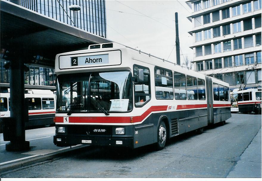 (104'030) - VBSG St. Gallen - Nr. 243/SG 198'243 - NAW/Hess am 4. Februar 2008 beim Bahnhof St. Gallen