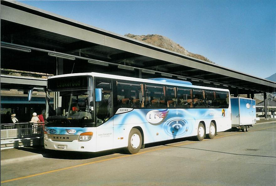 (104'230) - LLB Susten - Nr. 7/VS 38'007 - Setra am 17. Februar 2008 beim Bahnhof Leuk