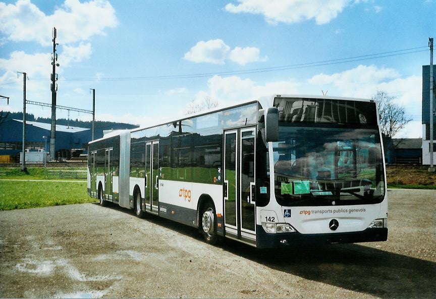 (106'336) - TPG Genve - Nr. 142 - Mercedes am 13. April 2008 in Wil, Larag